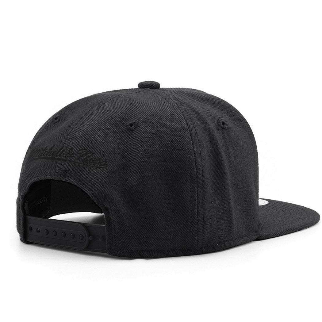 Mitchell Ness Box Logo Snapback Cap In Black, Mitchell And Ness Black Cap