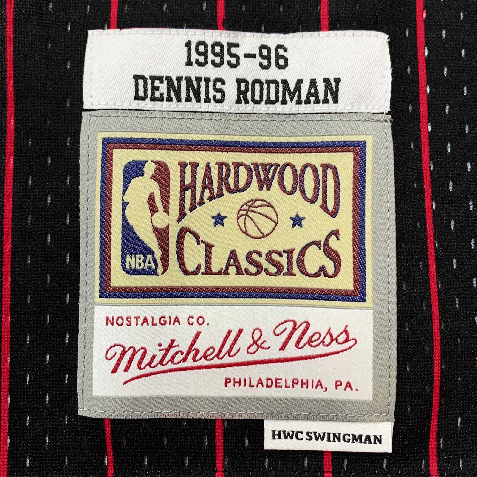 Mitchell & Ness Dennis Rodman 91 Replica Swingman NBA Jersey Chicago Bulls  Black HWC Basketball Trikot : : Sports & Outdoors
